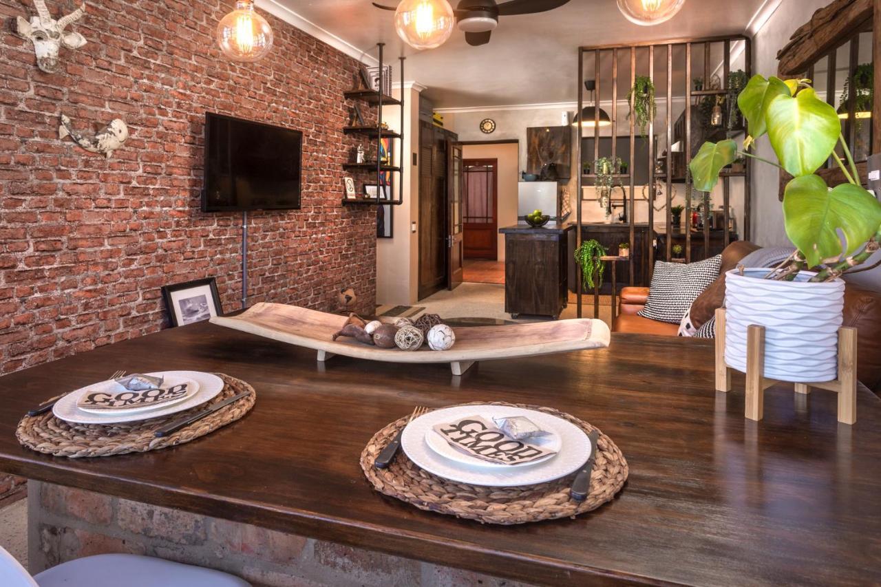 Tnt On Main Apartment Hermanus Bagian luar foto